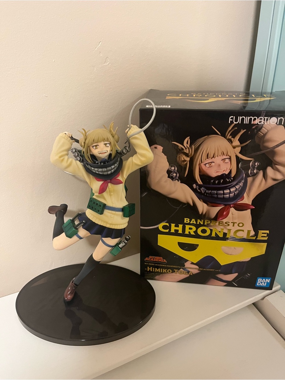Chronicle Himiko Toga Figure - Yellow & Black